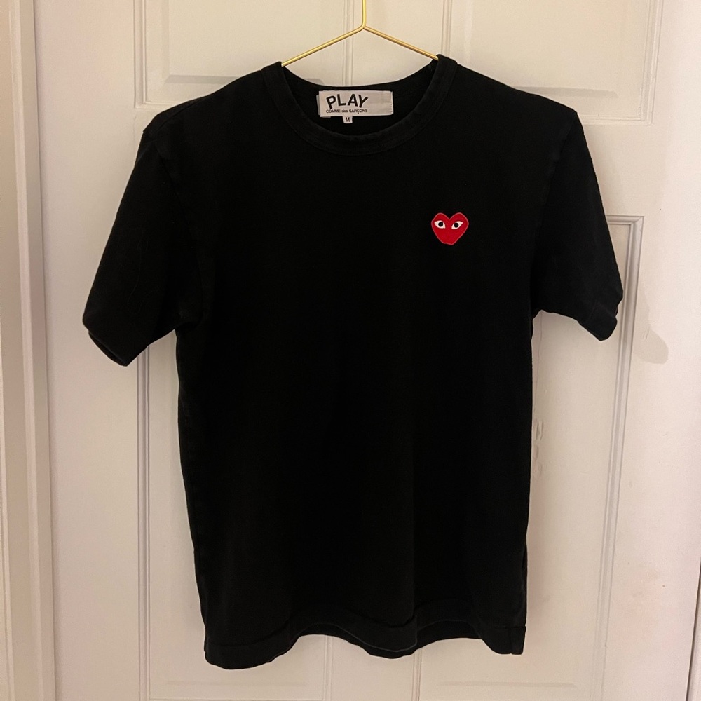 Commes des Garcons PLAY men’s black cotton heart t-shirt.